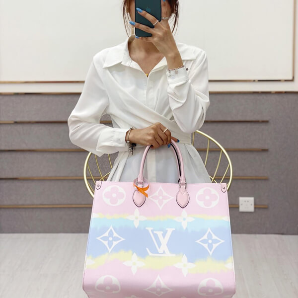 2020SS超限定で争奪戦 ルイヴィトン オンザゴー 偽物 ESCALE M45119 LV エスカル